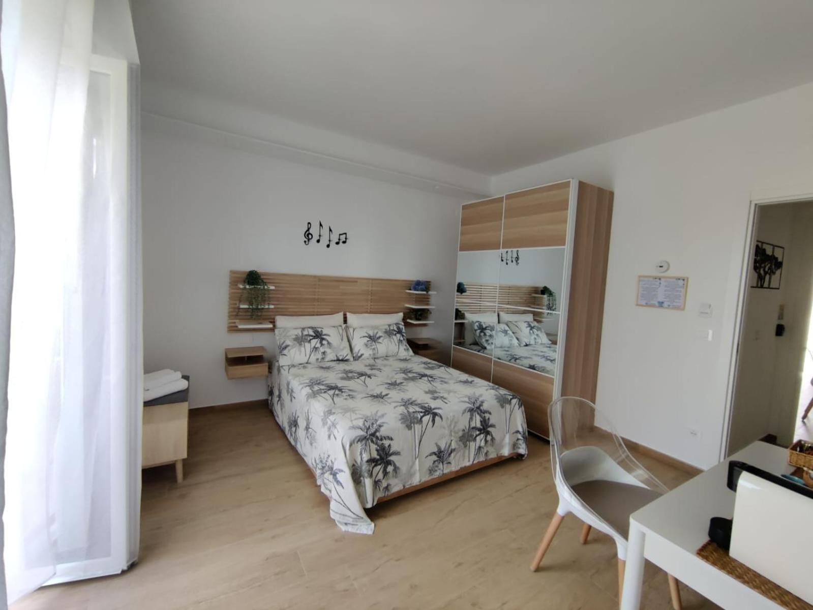 A'Mmare Casa Vacanze Bisceglie Exterior foto
